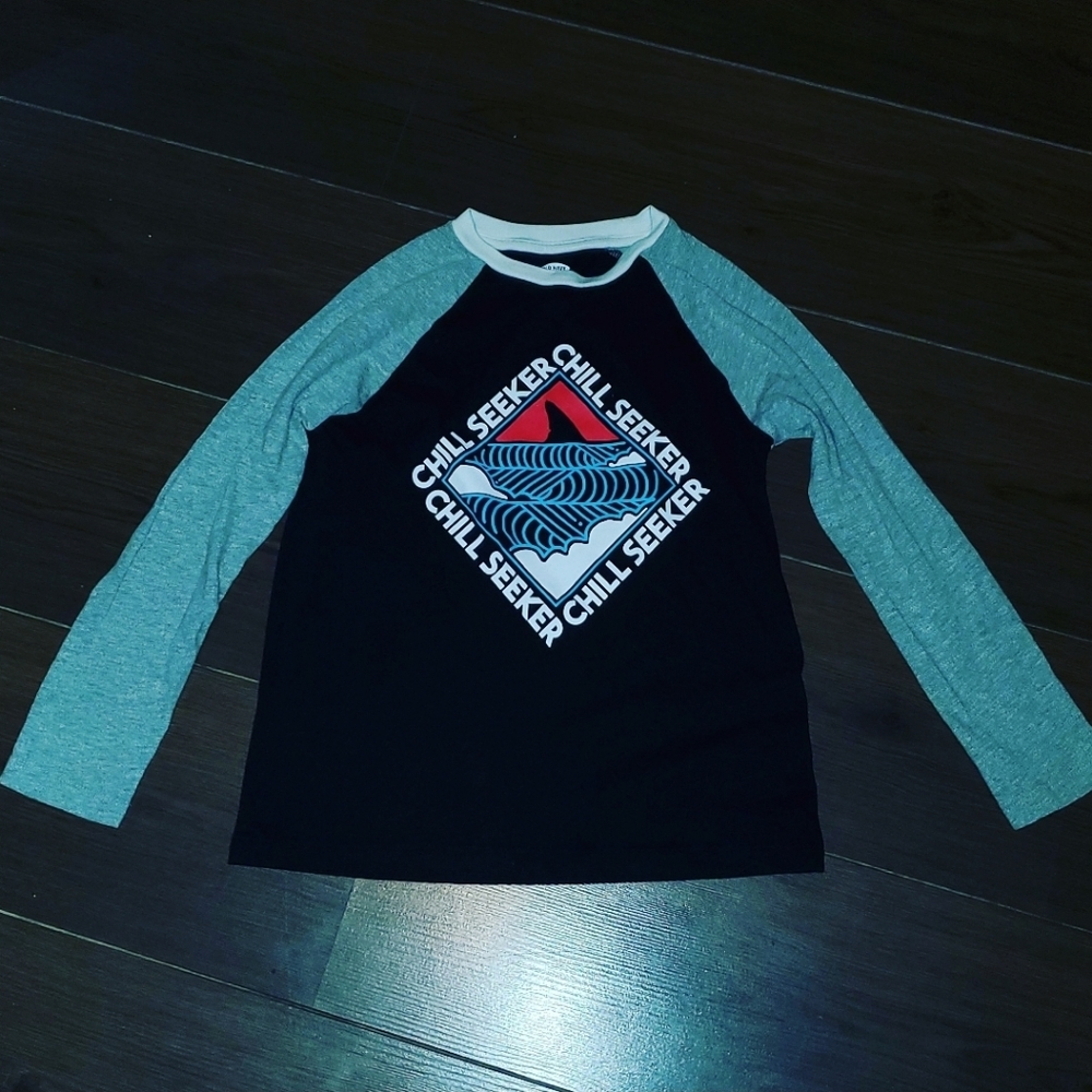 🚨FINAL SALE🚨 Old Navy Boy Long Sleeves